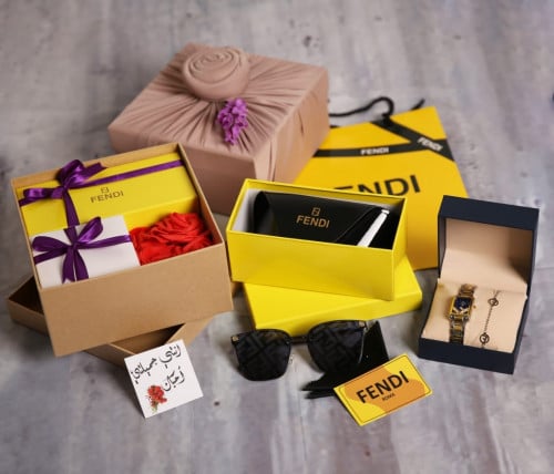 طقم فندي نسائي - ماركة Fendi