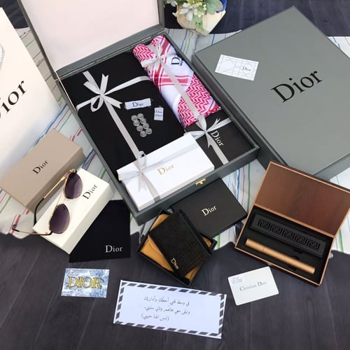 بوكسات ديور رجالية أجمل هدية لشخص تحبه