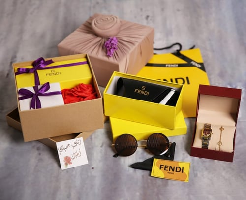 طقم فندي نسائي - ماركة Fendi