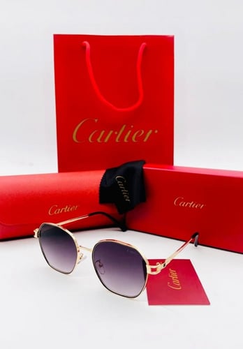 نظارت كارتير الاصلية مع ملحقات الماركة