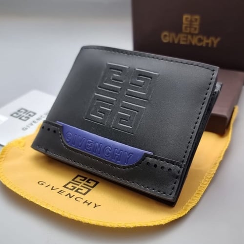 جديدنا محفظة ماركة جفنشي مع ملحقات الماركة