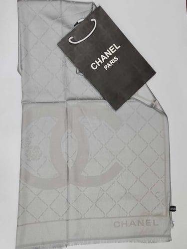 شال شانيل نسائي شتوي