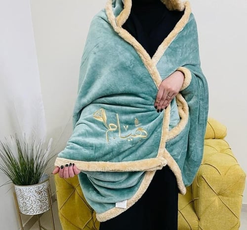 فروه نسائيه خفيفة قصيره من متجر مون