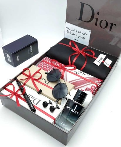 هدية رجالية ماركة ديور - طقم شماغ وقماش فاخر