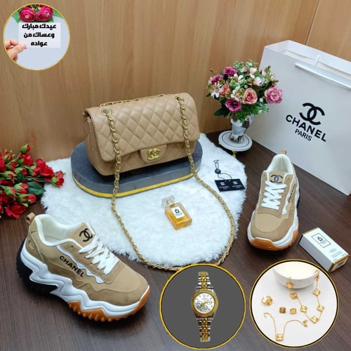 هدايا نسائية ماركة شانيل شوز مع شنطة