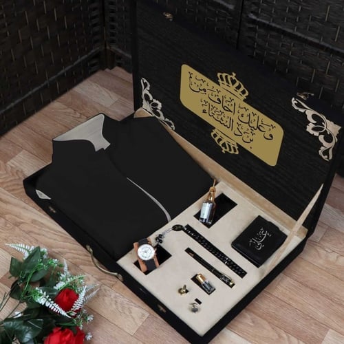 أطقم هدايا رجالية فاخرة للشتاء من مون