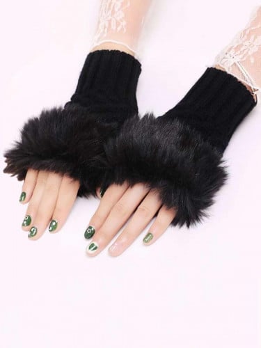 قفاز نسائي شتوي بدون اصابع