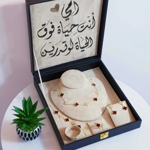 Gift accessories for mother - Van Cleef original set