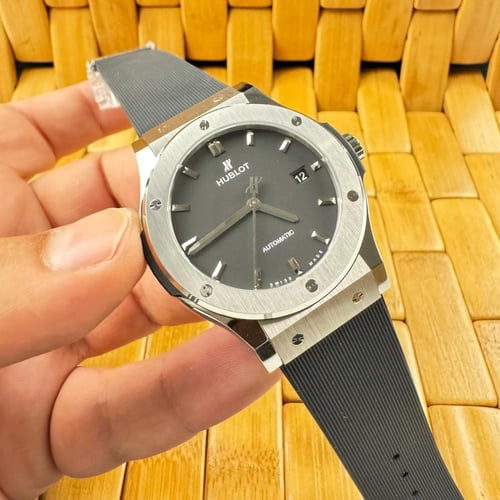 هوبلوت كلاسيك فيوجن ربر ماستر كواليتي