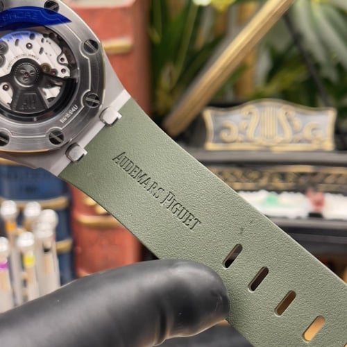 أوديمار بياجيه رويال اوك أوف شور ماستر كواليتي