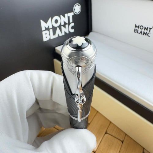 قلم مونت بلانك إصدار خاص لإخوان جريم طبق الأصل