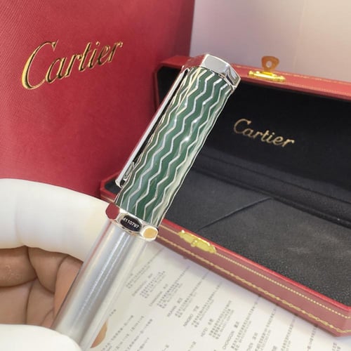 قلم كارتير سانتوس دومو طبق الأصل