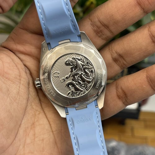 اوميغا سي ماستر اكوا تيرا وورلد تايم ماستر كواليتي