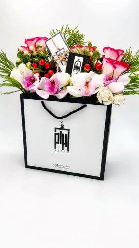 باقة ورد مع عطر