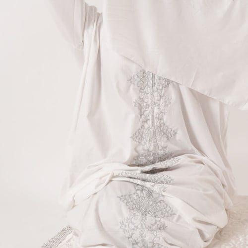 طقم سجادة صلاة - ابيض