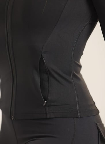 جاكيت ايكونك