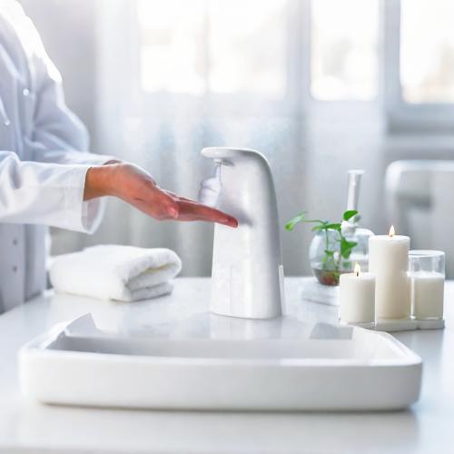 ديسبنسر موزع الصابون الاوتوماتيك بسينسور - ابيض