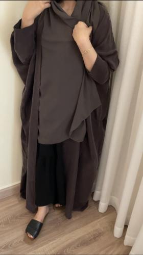 عبايه حرير مغسول لون باذنجاني داكن