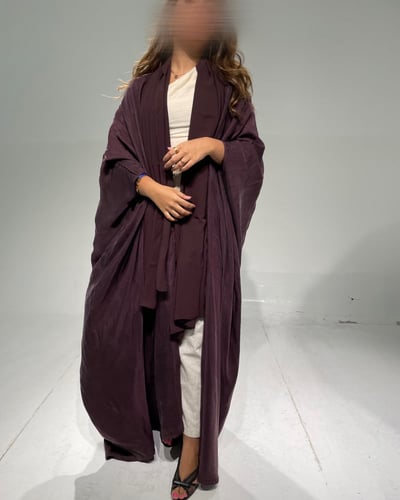 بشت لون عودي