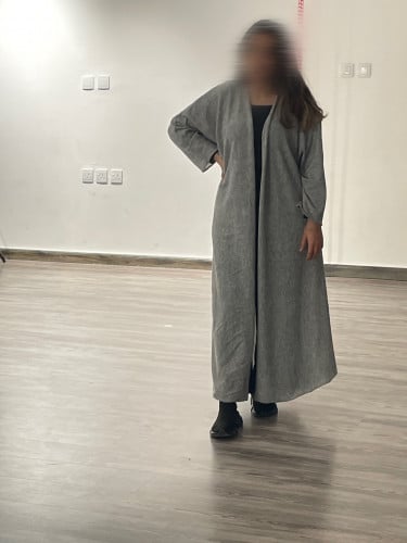 عباية شتويه لون رمادي فاتح