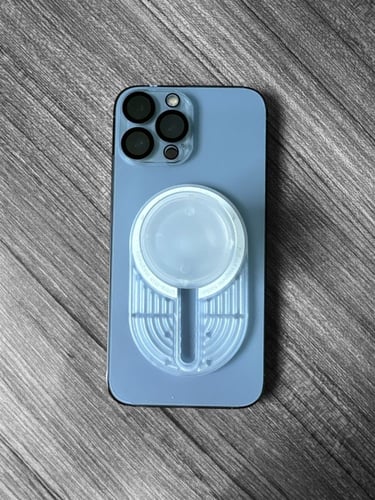 مسكة اكسليدر سلايد ماج سيف ابيض شفاف تصميم عصري وث...