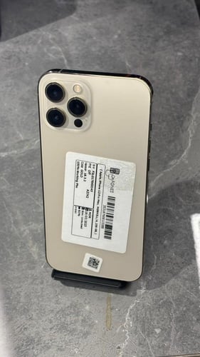 ايفون 12 برو ماكس لون ذهبي 256 جيجا بطارية 91% ( م...