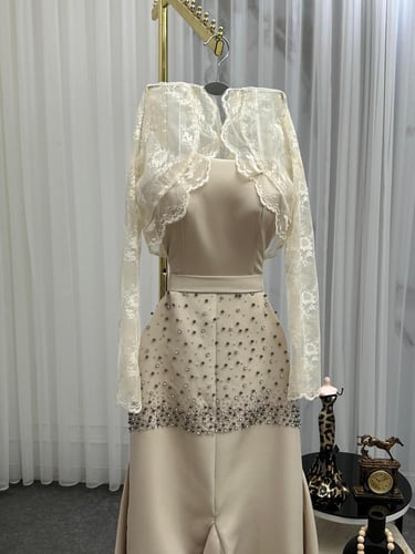 فستان ليوان