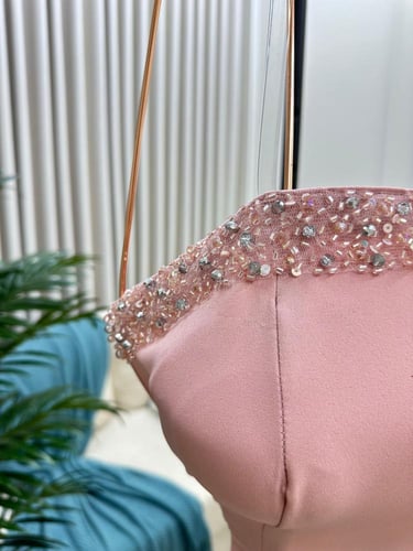 فستان نيّار