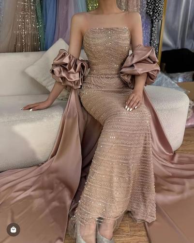 فستان زاهية