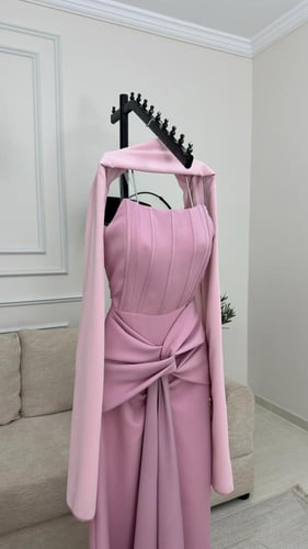 فستان نادينا