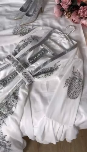 فستان العنود