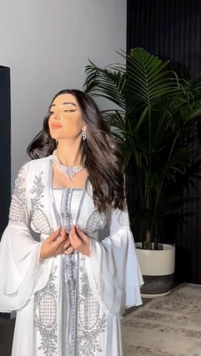 فستان العنود