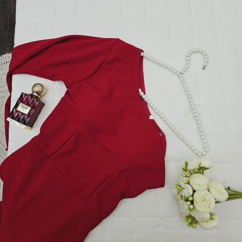 فستان إيناس