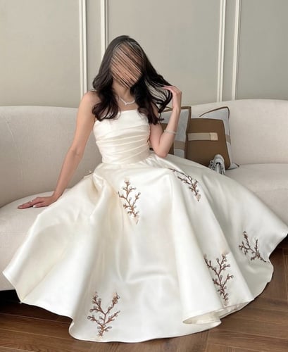 فستان رانيا