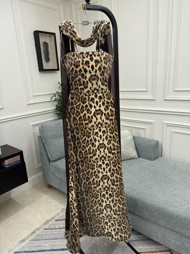 فستان تايقر