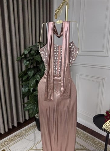 فستان غناتي