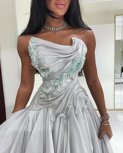 فستان كارلينا