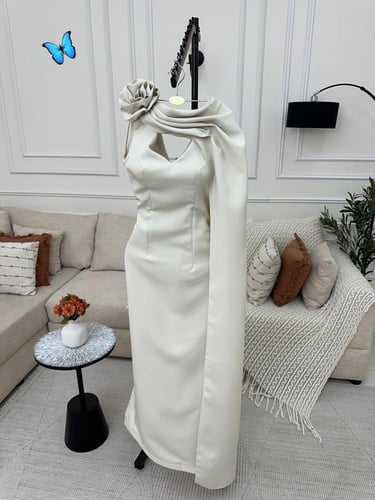 فستان نايدينا