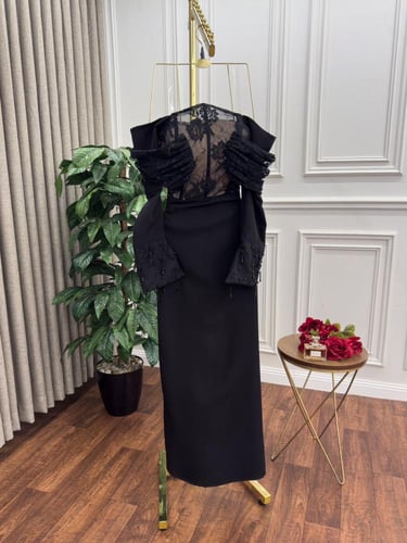 فستان كايرا