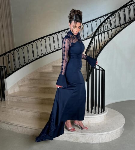 فستان العنقاء