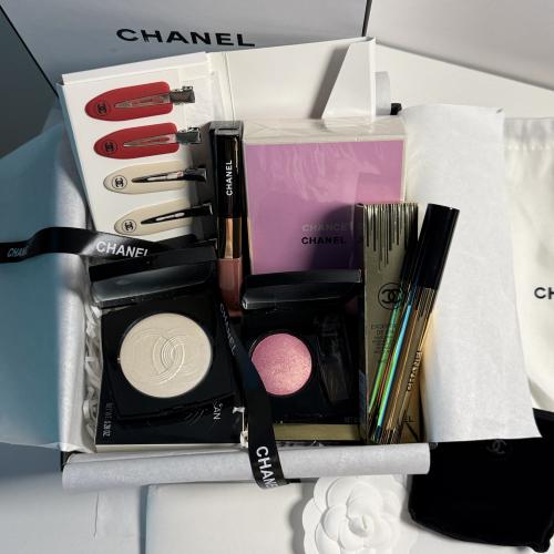 بوكس شانيل 6 قطع