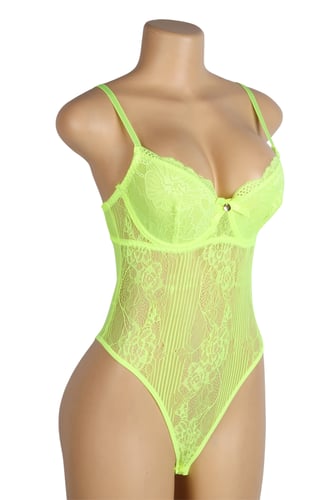 بودي سوت دانتيل أخضر