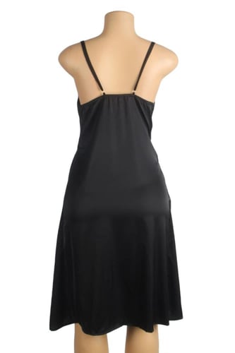 فستان لانجري مثالي لشهر العسل