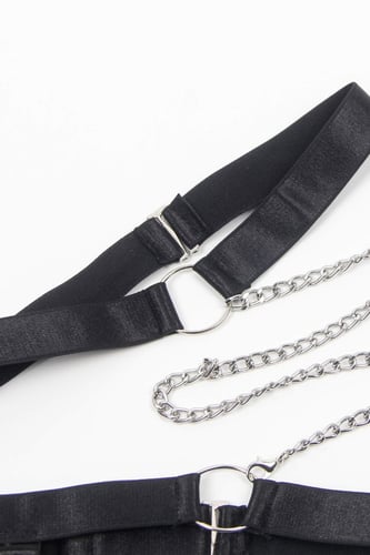 بودي سوت أسود