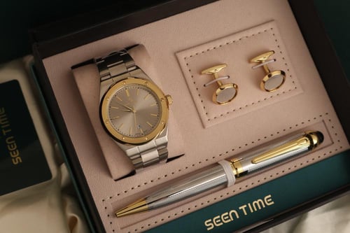 ساعة وقلم الأناقة الكلاسيكية