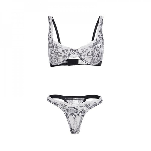 طقم لانجري ابيض