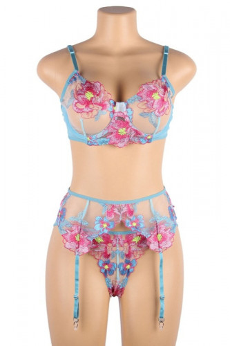 طقم لانجري سماوي