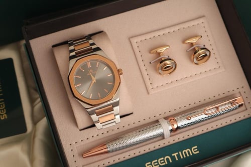 ساعة وقلم الأناقة الكلاسيكية