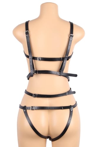 حزام صدر جلدي