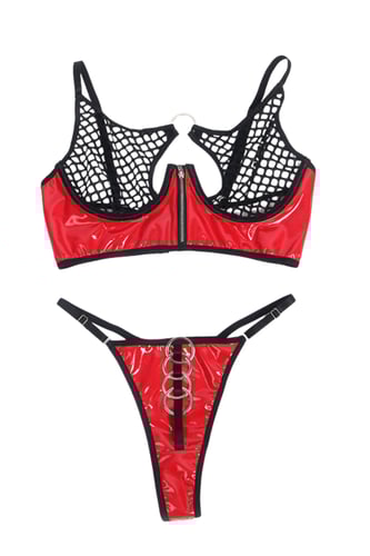 لانجري مثير من الجلد